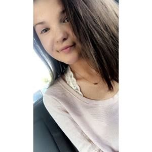 Meet your Posher, Ella